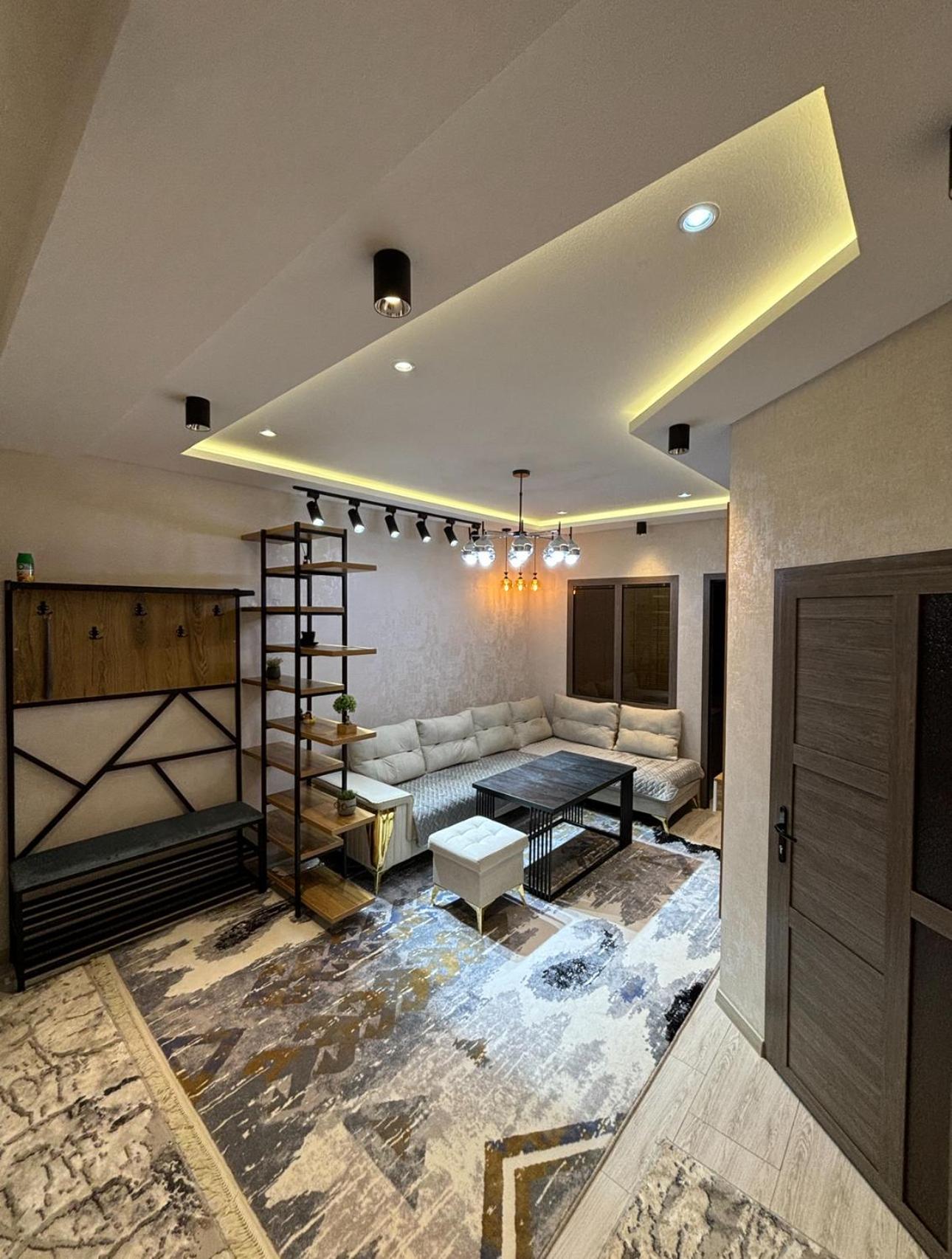 Cosy flat in the city center Самарканд Экстерьер фото